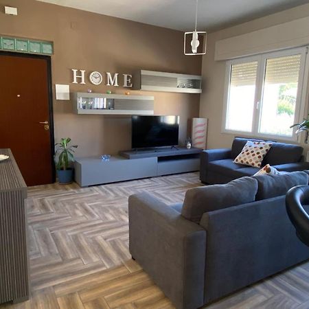 Casa Vacanza Le Due Stelle San Romano  外观 照片