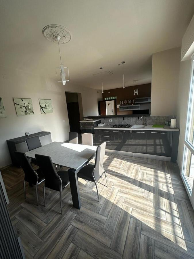 Casa Vacanza Le Due Stelle San Romano  外观 照片